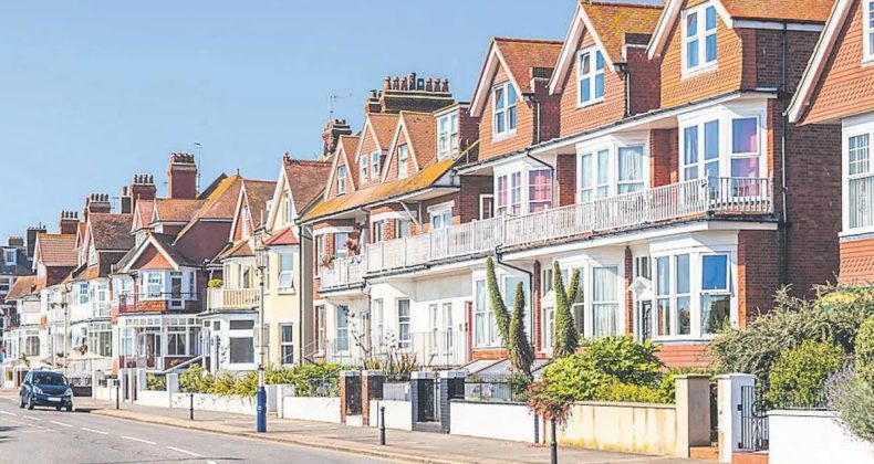 İngiltere’de Lüks Konutlara Ek Vergi Geliyor