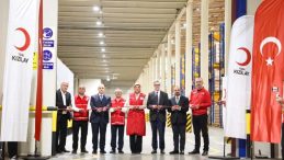 İnsani Krize Hızla M&uuml;dahale: &lsquo;Stratejik Stok Merkezi&rsquo; A&ccedil;ıldı