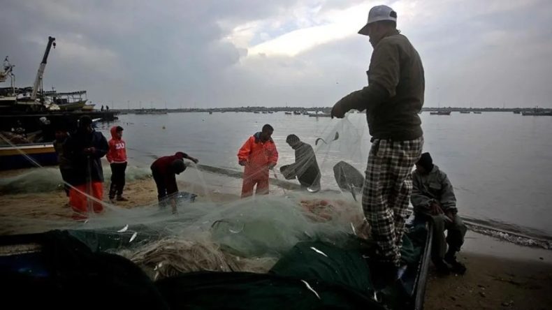 İsrail Donanması Gazze Açıklarında 5 Filistinli Balıkçıyı Gözaltına Aldı