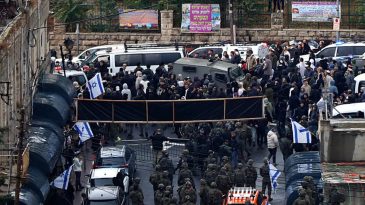 İsrail'den Al&ccedil;ak Hamle: Yahudi Bayramı Bahanesiyle İbrahim Camisi M&uuml;sl&uuml;manlara Kapandı!