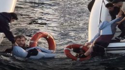 İstanbul Boğazı'nda Denize Düşen Kadın Son Anda Kurtarıldı!