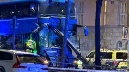 İsveç’te Çift Katlı Otobüs Düzenini Bozdu