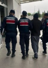 İzmir Merkezli 17 İlde DEAŞ Operasyonu: 26 G&ouml;zaltı