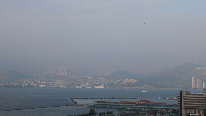 İzmir'de Hava Kalitesi Alarmı: 'DSÖ Sınırının 4 Katı'