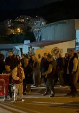 İzmir'de Vatandaşlar Eylemde: 'Yıktıkları Evlerimizi Geri İstiyoruz'