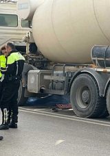 İzmir'de Y&uuml;rekleri Burkacak Bir Kaza: Beton Mikseri &Ccedil;arpan Kadın Hayatını Kaybetti