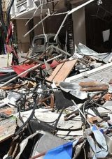 İzmir'deki Patlamada Yeni Gelişmeler: 5 Kişi Hayatını Kaybetti, 3 Sanık &Uuml;zerinde Karar Verildi