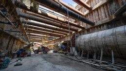 İzmir’in Ekonomisi Tehlikede! Belediye Şirketleri 7 Yılda 10 Milyar Lira Zarar Etti