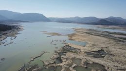 İzmir&rsquo;de Yer Altı Suları T&uuml;keniyor