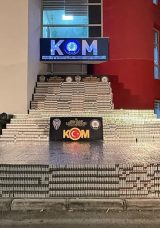 Ka&ccedil;ak Sigara Operasyonunda 105 Bin Paket Ele Ge&ccedil;irildi