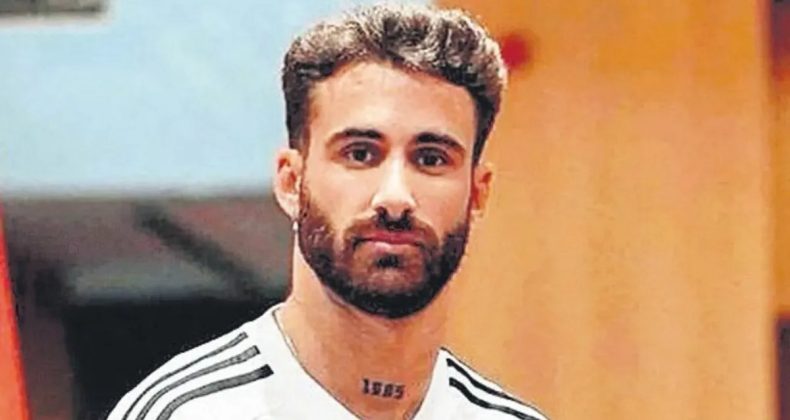 Kafasında Sadece Ayrılık Var