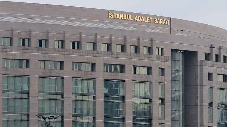Kapalı&ccedil;arşı'daki d&ouml;viz istasyonları &uuml;zerinden para aklandığı iddiasıyla y&uuml;r&uuml;t&uuml;len soruşturmada 26 zanlı tutuklandı