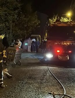 Karabük'te Apartman Yangını İtfaiye Tarafından Söndürüldü