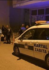 Kartal'da &Ccedil;atlak G&ouml;ren 4 Katlı Bina Boşaltıldı!