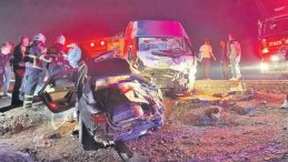 Katliam gibi kaza: 4 &ouml;l&uuml;, 13 yaralı