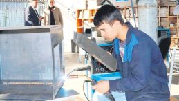 Kayıtdışı &ccedil;alıştırana 2.3 milyar TL ceza