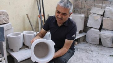Kayseri'de &Ccedil;ıkarılan Eşsiz Madeni Taş: 'Dorak Taşı Sadece Bizim K&ouml;y&uuml;m&uuml;zde Bulunuyor'