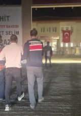 Kırşehir'de Jandarma'dan 'Ter&ouml;r' Operasyonu: Aranan Şahıs Yakalandı!