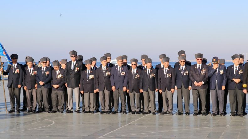 KKTC'nin 42. Kuruluş Yıl D&ouml;n&uuml;m&uuml; İzmir'de T&ouml;renle Kutlandı