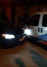 Kocaeli'de Y&uuml;rekleri Ağıza Getiren Bir Olay: Eşinin İlişkisini İddia Ettiği Kişiyi Defalarca Bı&ccedil;akladı!