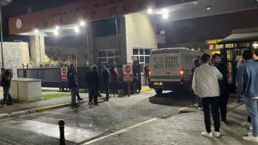 Kocaeli&rsquo;de Hayatını Kaybedenlerin Cenazeleri Adli Tıp Kurumu'ndan Alındı