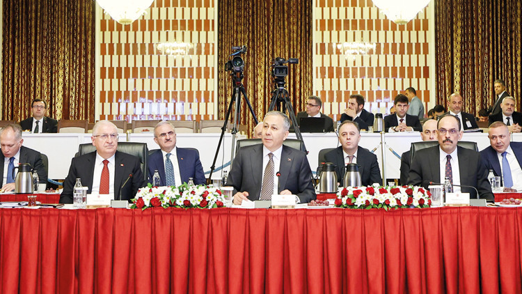 Komisyon İmralı İçin Toplanıyor