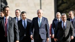 Komisyonun İmralı Ziyareti Ger&ccedil;eğinin Oylaması Yapıldı