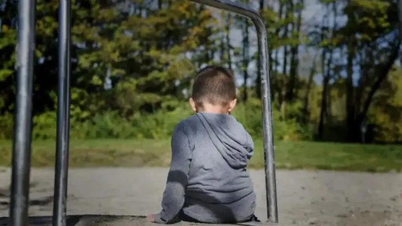 Koruma Altındaki 2400 &Ccedil;ocuk Kayıp