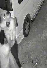 Kukla Sanat&ccedil;ısı Adem Ocaktan, Boşanma Aşamasındaki Eşi ve Ailesi Tarafından Darp Edildi
