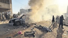 K&uuml;&ccedil;&uuml;k bedenlerde b&uuml;y&uuml;k acı