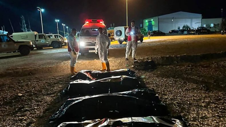 Libya A&ccedil;ıklarında İki Tekne Alabora Oldu: D&ouml;rt G&ouml;&ccedil;men Hayatını Kaybetti!