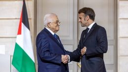 Macron ve Filistin Devlet Başkanı Abbas Bir Araya Geldi!