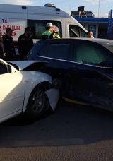 Malatya&rsquo;da İki Ara&ccedil; &Ccedil;arpıştı: 1 Yaralı!