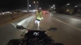 Maltepe'de Trafik Polisine Motosiklet Çarptı!