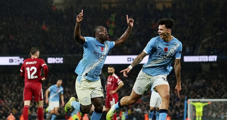 Manchester City, Liverpool'u 3-0 ile Geçti!