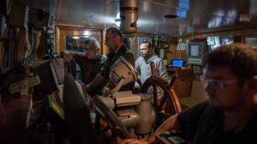Marmara Denizi'nin derinliklerinden &ouml;rnekler alındı!