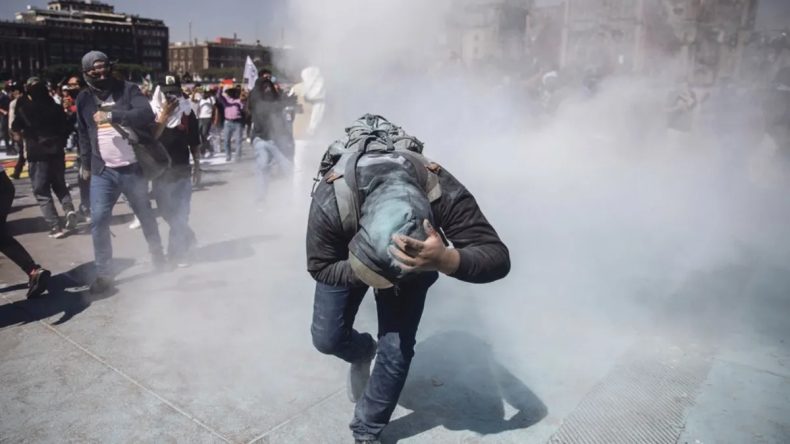 Meksika'da Z Kuşağı Gösterileri: 120 Kişi Yaralandı