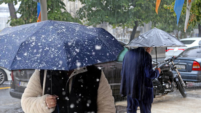 Meteoroloji Açıklıyor: Kar Yağışı Yaklaşıyor! Bu Bölgelerde Dikkat!