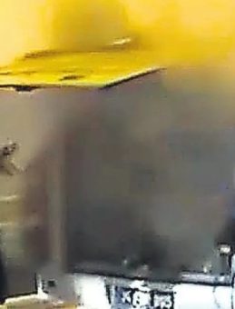 Metrobüste Yangın Paniği