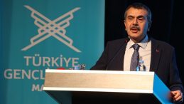 Milli Eğitim Bakanı Tekin, Mardin'de Kitap Kurdu Yarışması B&ouml;lge Lansmanı'nda konuştu