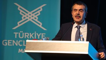 Milli Eğitim Bakanı Tekin, Mardin'de Kitap Kurdu Yarışması B&ouml;lge Lansmanı'nda konuştu