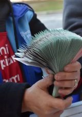 Milli Piyango Yılbaşı &Ccedil;ekilişi Bilet Fiyatları Tam, Yarım, &Ccedil;eyrek 2025: Bu yıl Milli Piyango b&uuml;y&uuml;k ikramiye ne kadar?