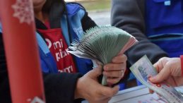 Milli Piyango Yılbaşı &Ccedil;ekilişi Bilet Fiyatları Tam, Yarım, &Ccedil;eyrek 2025: Bu yıl Milli Piyango b&uuml;y&uuml;k ikramiye ne kadar?