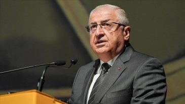 Milli Savunma Bakanı G&uuml;ler, G&uuml;rcistan ve Azerbaycanlı Mevkidaşlarıyla Bir Araya Geldi