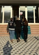 Muğla'da Hapis Cezası Bulunan İki Firari Yakayı Ele Verdi!
