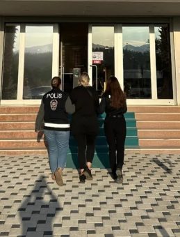 Muğla'da Hapis Cezası Bulunan İki Firari Yakayı Ele Verdi!