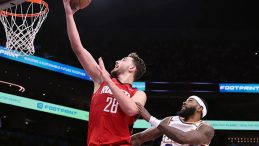 NBA'de Rockets, Suns'a Konuk Oldu ve Kazandı