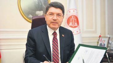 Nice Karanlıkları Aydınlatan Manşetlere, Satırlara…