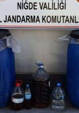 Niğde'de 'El Yapımı Alkol' Operasyonu: 322 Litre Ele Ge&ccedil;irildi!