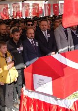 Oğlum Diye Ağıt Yaktı Balıkesir Şehidine Ağladı